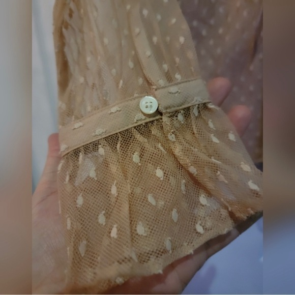 J Crew Due to Popularity, This Model Did Sell Out. - Picture 2 of 5